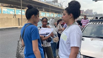 بدء توافد طلاب الثانوية العامة على اللجان لأداء امتحاني التاريخ والفيزياء (صور)