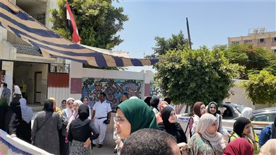 إصابة طالبين بضيق في التنفس أثناء امتحانات الثانوية العامة بقنا