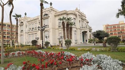 تقدم جامعة عين شمس 139 مركزا في تصنيف US.NEWS الأمريكي