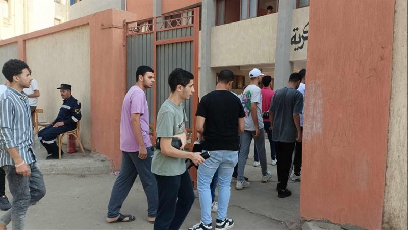 طلاب الثانوية العامة