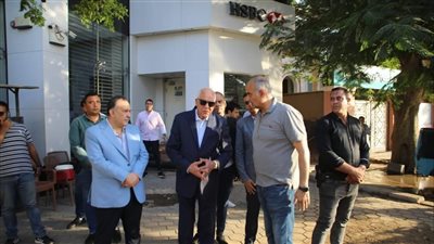 انتهاء إصلاح خط مياه الدقي وعودة المياه إلى المناطق المحيطة (صور)