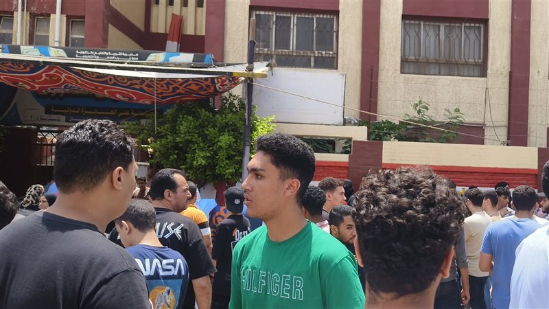 طلاب الثانوية العامة