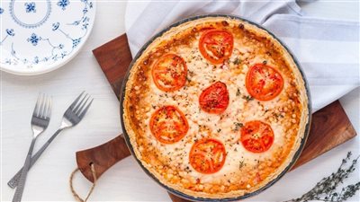 طريقة عمل بيتزا كيش، لذيذة وسهلة التحضير 