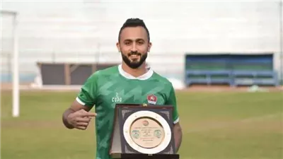 بسبب الأهلي، الشيخ يغادر معسكر الطلائع وحيدا لحضور جنازة والدته