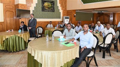 معهد علوم البحار يعقد ندوة بعنوان 