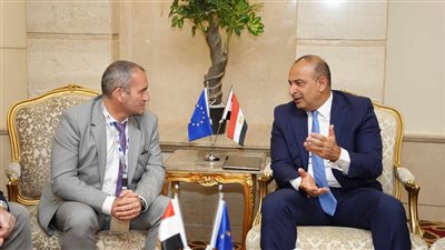 نائب وزيرة التخطيط يلتقي ممثلي شركة ETF VINCI الفرنسية لتعزيز سبل التعاون