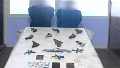 حبس عنصرين إجراميين بتهمة حيازة مواد مخدرة وأسلحة نارية بالإسكندرية 