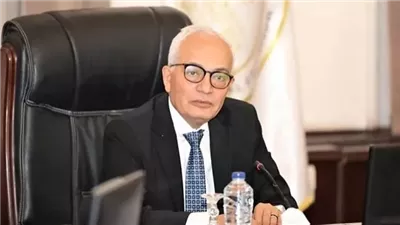 بعد استبعاده من الحكومة الجديدة، وزير التعليم يشكر العاملين ويوجه رسالة مؤثرة لأسرته