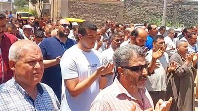  تشييع جثتي طفلين توأم غرقا في بانيو بالغربية (صور)