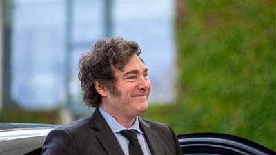 اتهمت الرئيس بالانحراف، إغلاق وكالة الأنباء الأرجنتينية