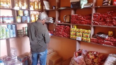 ضبط 360 كيلو دقيق مدعم وتحرير مخالفات خلال حملة تموينية بالأقصر