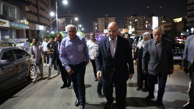 محافظ القاهرة خلال