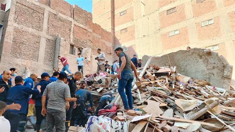 عقار أسيوط المنهار،
