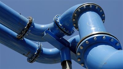 بولندا تعتزم بناء خطوط أنابيب عسكرية لحلف الناتو لتوفير الوقود للطائرات والدبابات