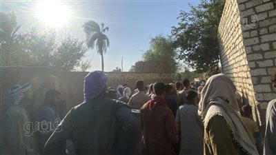 بعد 3 ساعات، إنقاذ شاب انهار عليه بئر بحاجر الدهسة في قنا