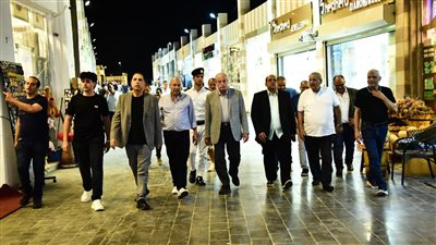 قبل حركة التغيير، محافظ جنوب سيناء يفتتح أعمال تطوير السوق التجاري القديم ويشهد احتفالية فنية