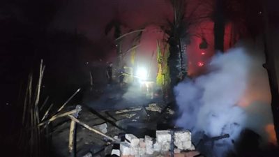 حريق بحظيرة ماشية وتفحم 20 نخلة بـ