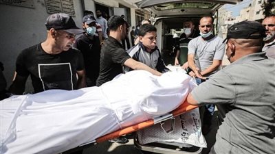 شهداء وجرحى في مجازر إسرائيلية جديدة على مخيم للاجئين بالضفة وغزة (فيديو)