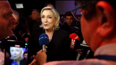 عارضت ماكرون، لوبان ترفض إرسال أي جندي فرنسي لأوكرانيا