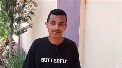 طلاب الثانوية الأزهرية عن امتحان الإنجليزي: كان صعب ومحتاج حفظ كلمات كتير (فيديو)