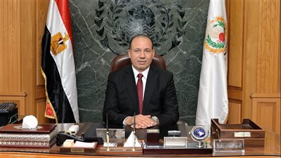 رئيس جامعة المنصورة يستعرض أبرز الإنجازات في مجال التعاون الدولي والمحلي