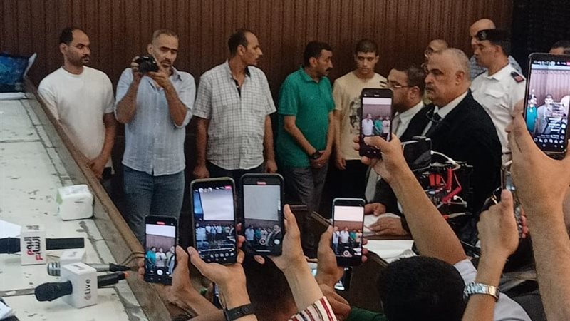 جانب من المحاكمة،