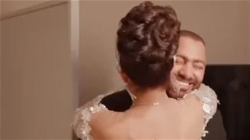 تامر حسني مع العروس