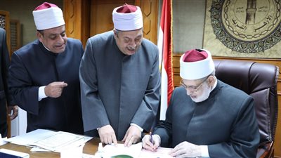 وكيل الأزهر يعتمد نتيجة الدور الأول ‏للشهادتين الابتدائية والإعدادية لـ