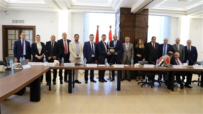 غرفة الإسكندرية تستقبل وفدا مغربيا لبحث سبل التعاون بين الجانبين