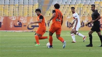 شكري نجيب يسجل التعادل لفاركو في شباك الزمالك من ركلة جزاء (صور)