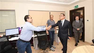 عقب أدائه اليمين الدستورية، توجيه من وزير الإسكان الجديد لموظفي الوزارة