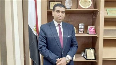 هشام أبو زيد، من مديرية العمل إلى نائب محافظ الأقصر (صور) 