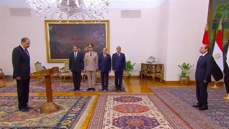 اللواء عبد الفتاح
