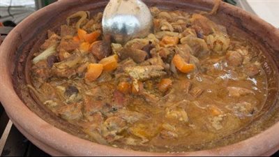 طريقة عمل طاجن اللحم في الفرن، أكلة لذيذة وسريعة التحضير 