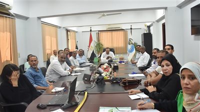 رئيس مياه الأقصر يعقد الاجتماع الدوري للجنة سلامة ومأمونية المياه