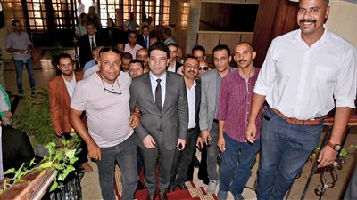 نائب محافظ سوهاج الجديد يصل ديوان عام المحافظة لمباشرة مهام عمله 