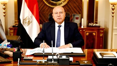 بعد قرار العمل 6 أيام أسبوعيا.. كامل الوزير يزف بشرى سارة للموظفين