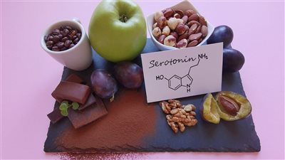 تناولها خلال الموجات الحارة، أطعمة تعزز هرمونات السعادة 