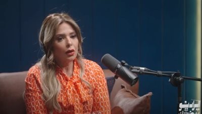 صابرين تعلق على تقديم منى زكي شخصية أم كلثوم (فيديو)