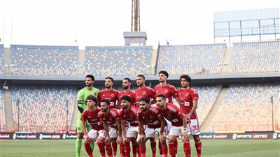 وسام أبوعلي يقود الأهلي أمام بيراميدز في قمة الدوري