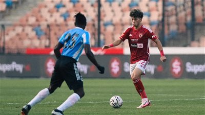 إمام عاشور يحرز هدف الأهلي الثالث في مرمى الداخلية