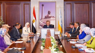 تكليفات عاجلة لمحافظ الإسكندرية خلال اجتماعه مع رؤساء الأحياء