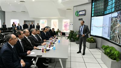 وزير البترول يتابع انتظام ضخ الغاز للشبكة القومية للكهرباء 