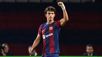 غموض حول مستقبل جواو فيليكس مع برشلونة (تقرير)