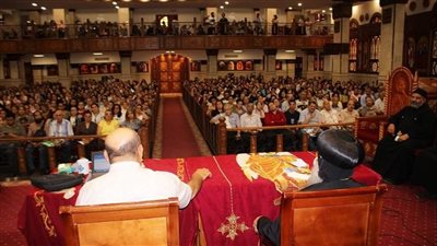 الأنبا مارتيروس يترأس اجتماع خدام كنائس شرق السكة الحديد