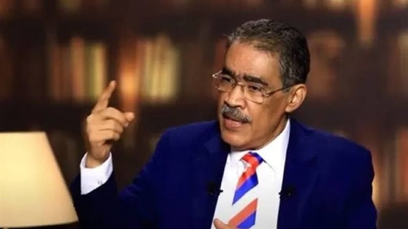 الكاتب الصحفي ضياء
