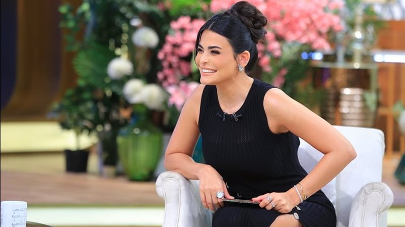 الفنانة اسماء جلال،