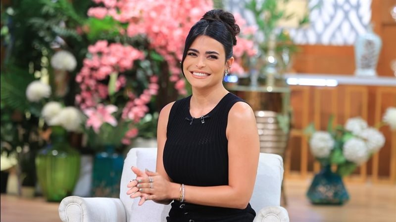 الفنانة أسماء جلال،