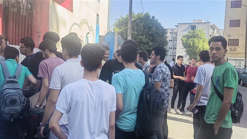 طلاب الثانوية العامة