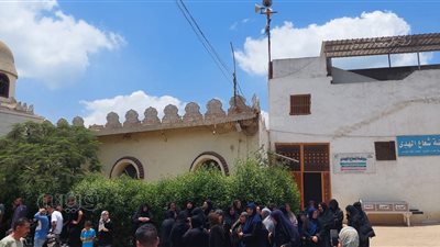 10 صور ترصد جنازة اللاعب الراحل أحمد رفعت بمسقط رأسه في كفر الشيخ